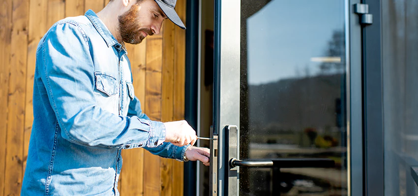 Frameless Glass Storefront Door Locks Replacement in Signal Hill, CA