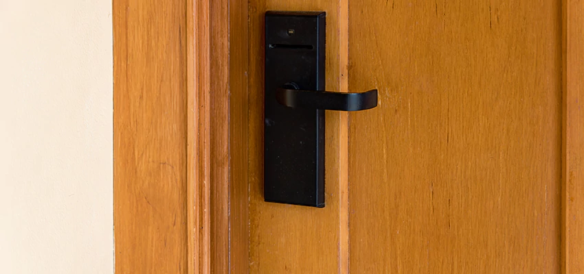 Quick Response Locksmith For Lock Repair in Signal Hill, California